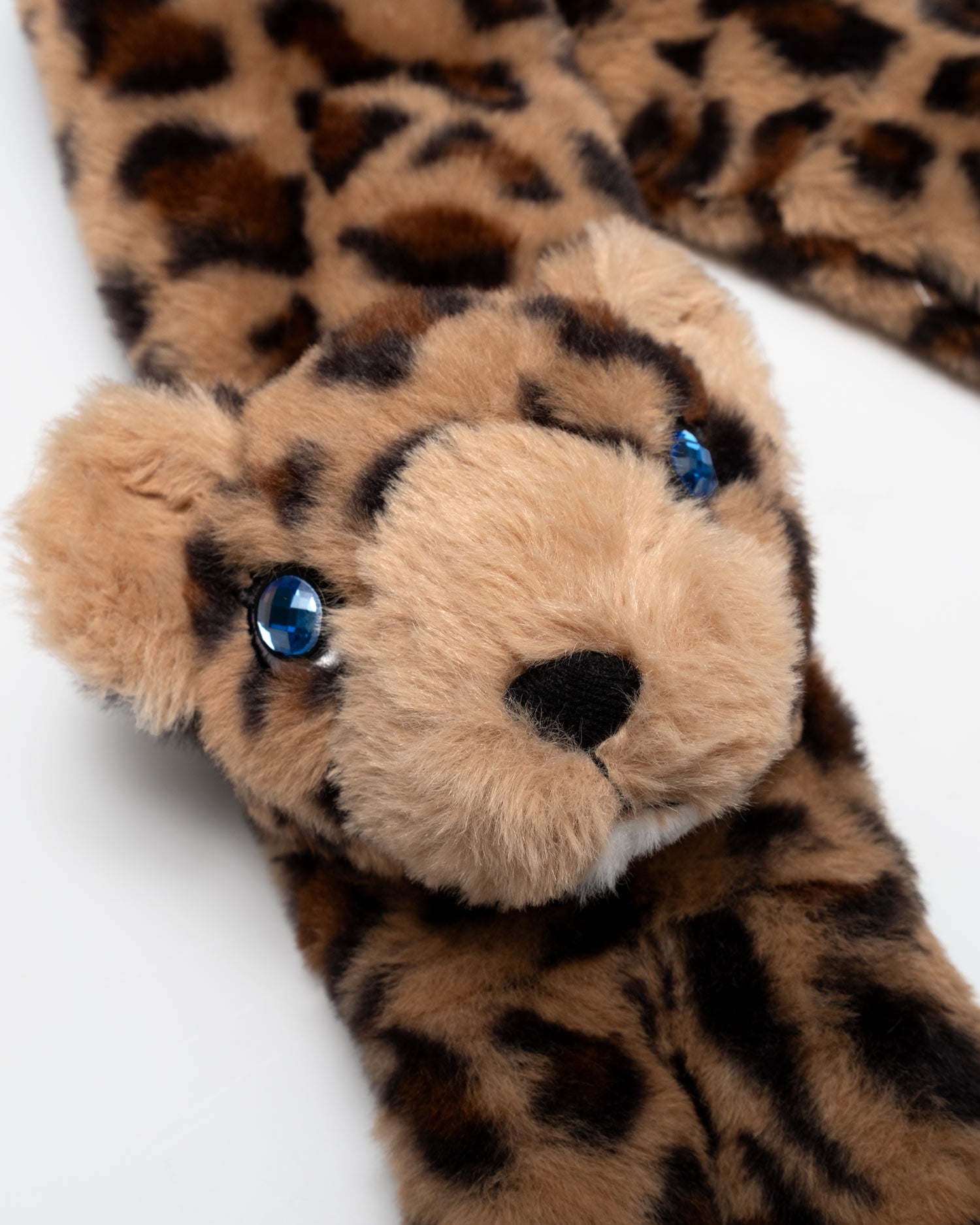 Aurora Gem Pal Leopard Scarf