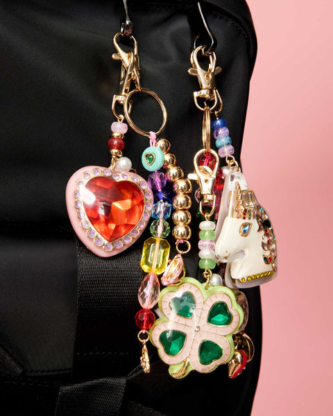 Details-_backpack-and-shoes_-_