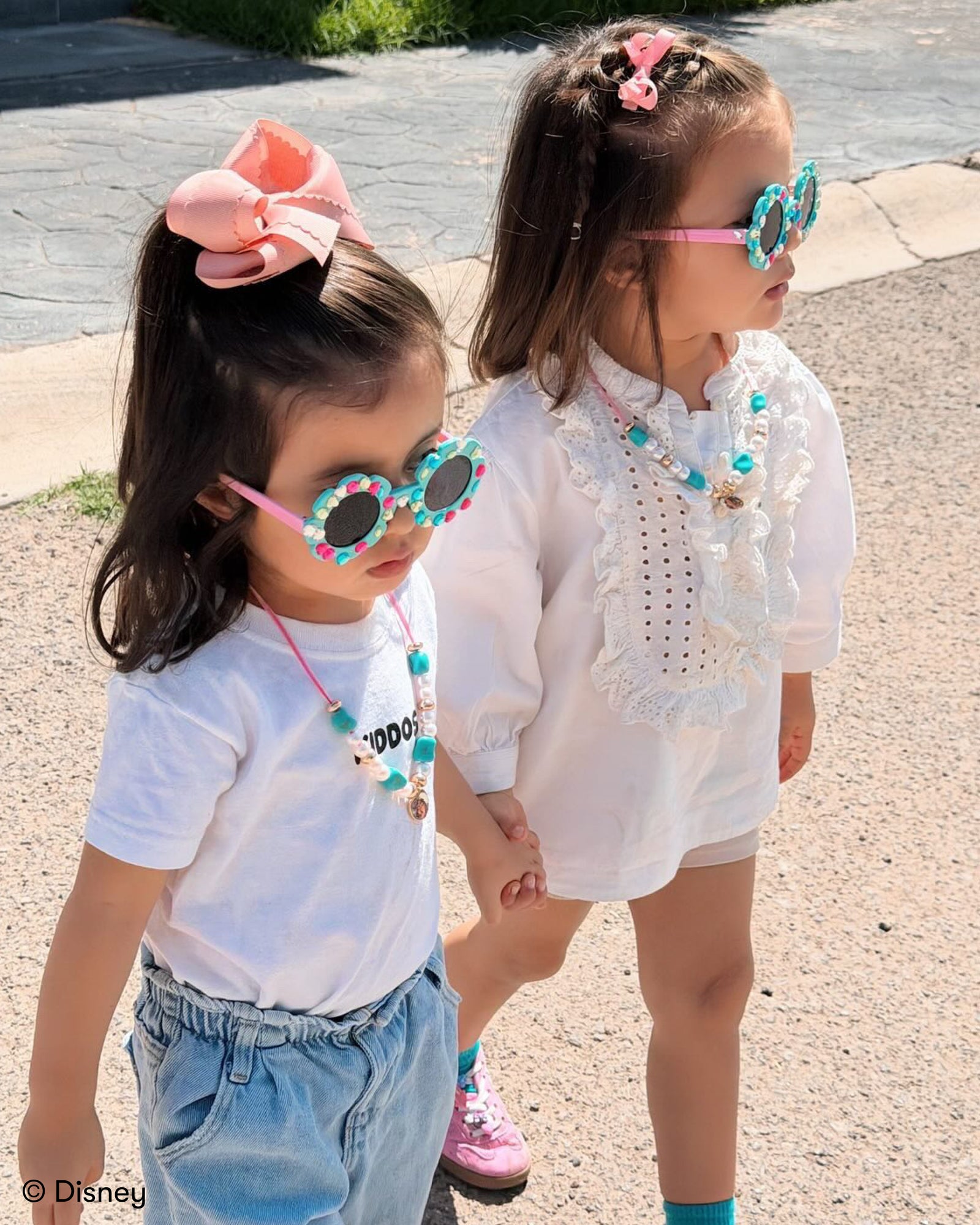 Disney Moana Sunglasses and Jewelry Kit